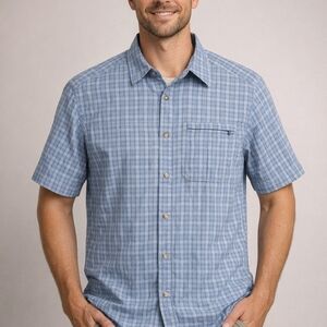 Columbia Titanium Men’s Large Outdoor Performance Shirt Hiking Fishing